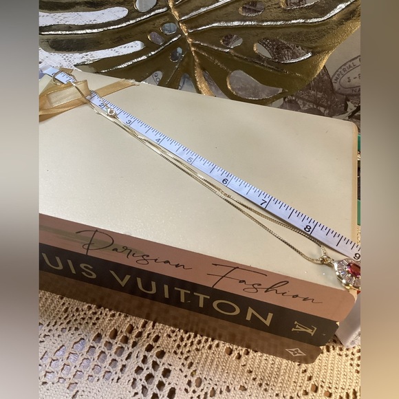 Elegant Gold and Red Jewelry Set Necklace and Earrings - Picture 7 of 12